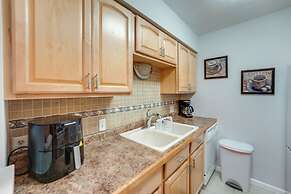 1 Mi to Beach: Condo w/ Bicycles in Spring Lake!