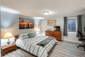 1 Mi to Beach: Condo w/ Bicycles in Spring Lake!