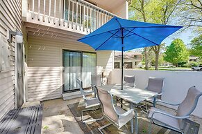 1 Mi to Beach: Condo w/ Bicycles in Spring Lake!