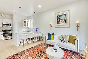 1 Mi to Prudential Center: Remote Work-ready Apt