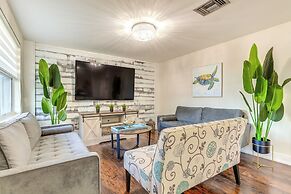 Oasis w/ Heated Pool: 5 Mi to Anclote Gulf Park!