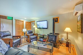 Mountain Views: Peaceful Bainbridge Island Retreat