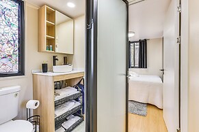 5 Mi to Stone Mountain: Lithonia Getaway