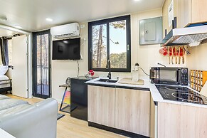 5 Mi to Stone Mountain: Lithonia Getaway