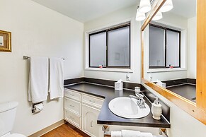 2 Mi to University of Oregon: Pet-friendly Abode