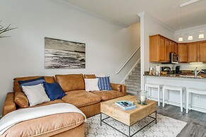 4 Mi to Ocean: Modern Townhome in Wilmington!