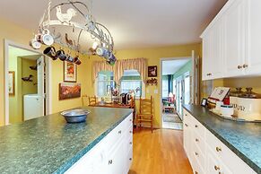 30 Acres of Mountainside Peace: Home in Marble