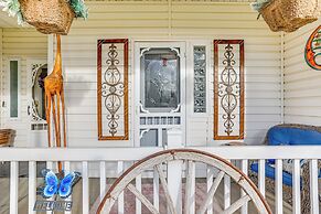 1 Mi to Old Town: CBs Hidden Haven w/ Farm