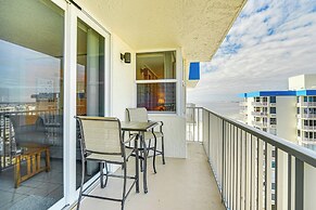 Beachfront Condo w/ Bay View in Fort Myers Beach!