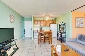 Beachfront Condo w/ Bay View in Fort Myers Beach!