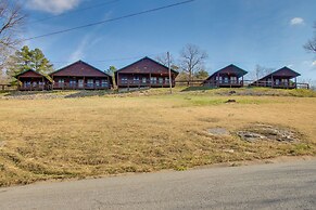 Walk to White River: Mountain View Family Cabin!