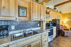 Walk to White River: Mountain View Family Cabin!