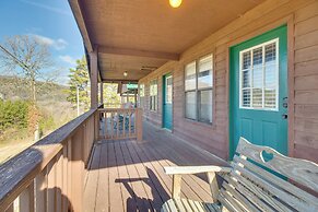 Walk to White River: Mountain View Family Cabin!