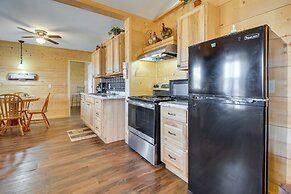 Walk to White River: Mountain View Family Cabin!