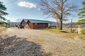 Fish, Hike & Unwind: Getaway in Mountain View!