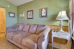 Fish, Hike & Unwind: Getaway in Mountain View!