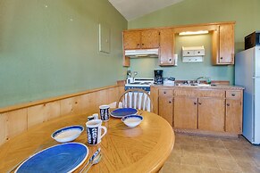 Fish, Hike & Unwind: Getaway in Mountain View!