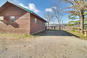 Fish, Hike & Unwind: Getaway in Mountain View!