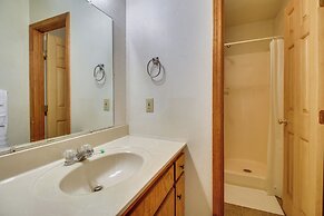 Fish, Hike & Unwind: Getaway in Mountain View!