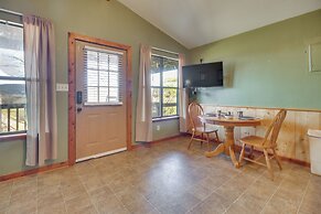 Fish, Hike & Unwind: Getaway in Mountain View!