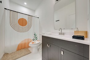 Townhome < 5 Mi to Naperville & Morton Arboretum