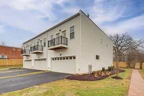 Townhome < 5 Mi to Naperville & Morton Arboretum