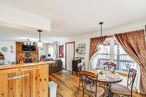 Walk to Little River Falls: Lakefront Cabin