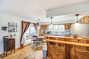 Walk to Little River Falls: Lakefront Cabin