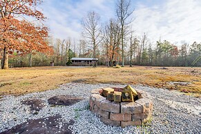 Walk to Little River Falls: Lakefront Cabin