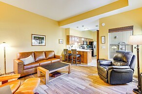 12 Mi to Dtwn Tucson: Tranquil Townhome w/ Office
