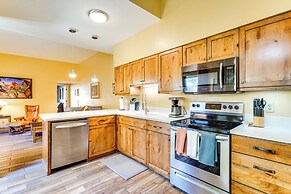 12 Mi to Dtwn Tucson: Tranquil Townhome w/ Office