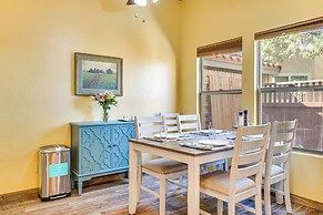 12 Mi to Dtwn Tucson: Tranquil Townhome w/ Office
