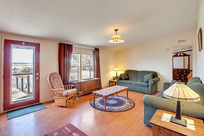 Grill & Screened Patio: Getaway in Montrose!