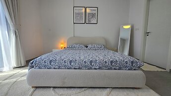 Shiro Elegant Living