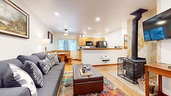 Meridian Villas #10 2 Bedroom Condo