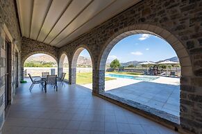 Villa Vilana With Private Pool