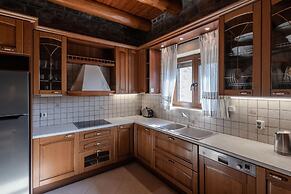 Villa Vilana With Private Pool