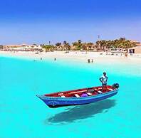 2bed-vila-verde Sal Cape Verde-balcony-pool