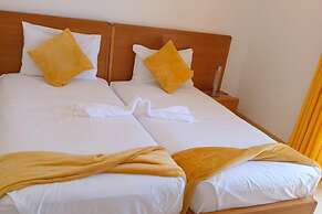 2bed-vila-verde Sal Cape Verde-balcony-pool