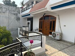 Mishra's Bungalow