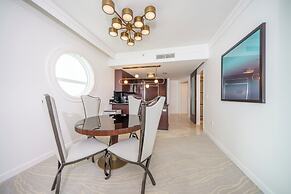 Residences at Fontainebleau Miami