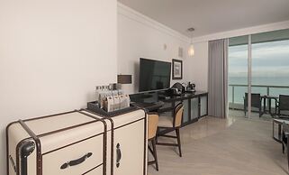 Residences at Fontainebleau Miami