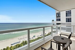 Residences at Fontainebleau Miami