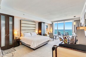 Residences at Fontainebleau Miami
