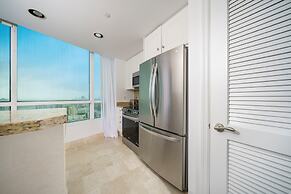 Residences at Fontainebleau Miami