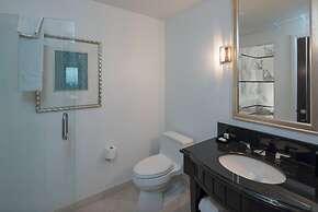 Residences at Fontainebleau Miami