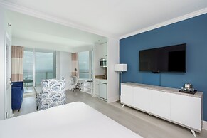 Residences at Fontainebleau Miami