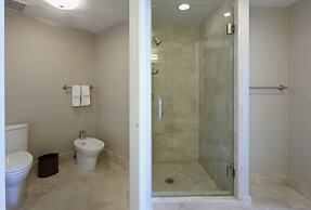 Residences at Fontainebleau Miami