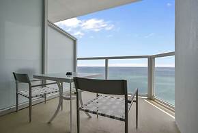 Residences at Fontainebleau Miami