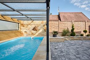 Villa in Radvanice With hot tub